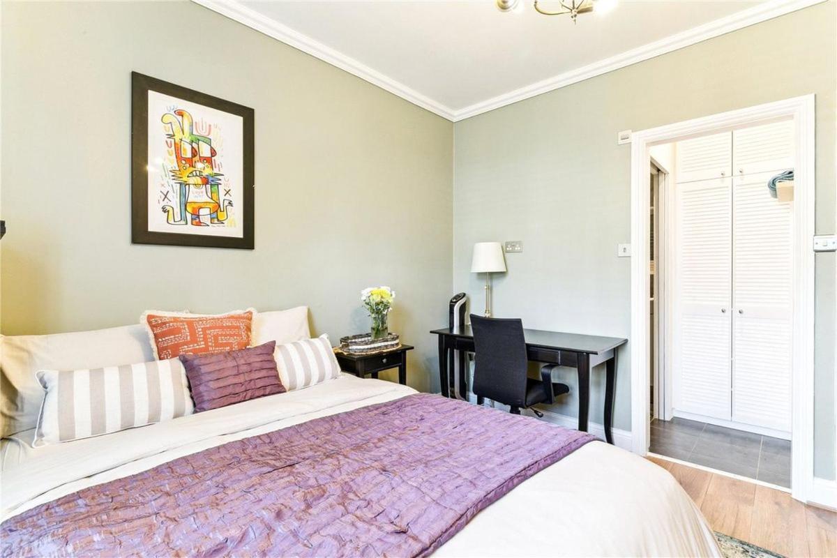 Homely 2 Levels Flat W Private Garden * London
